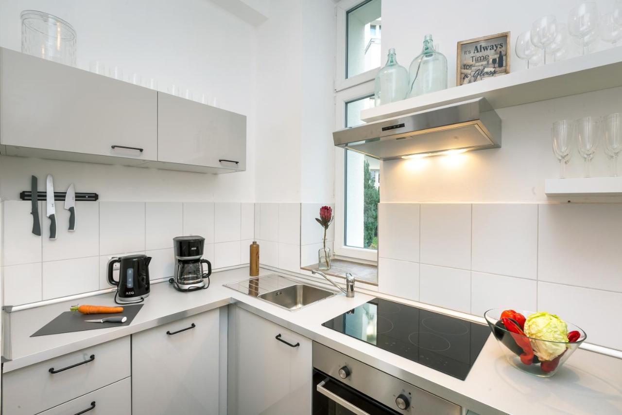Newton-appartement Mit 3 Schlafzimmern * Berlino